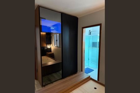 Casa à venda com 210m², 3 quartos e 4 vagasSuíte