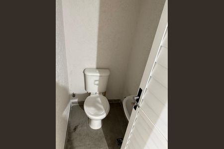 Casa à venda com 210m², 3 quartos e 4 vagasBanheiro