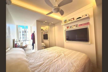 Apartamento à venda com 77m², 2 quartos e sem vaga