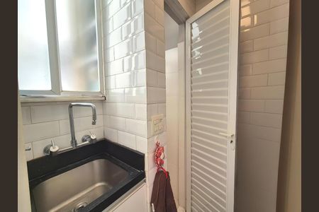 Apartamento à venda com 77m², 2 quartos e sem vaga