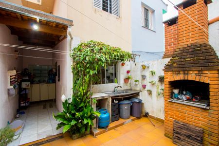 Casa à venda com 151m², 3 quartos e 2 vagasQuintal