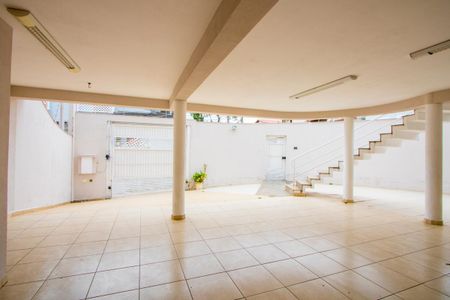 Casa à venda com 235m², 3 quartos e 4 vagasQuintal/Garagem