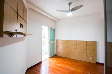 Casa à venda com 235m², 3 quartos e 4 vagasQuarto 1 - Suíte
