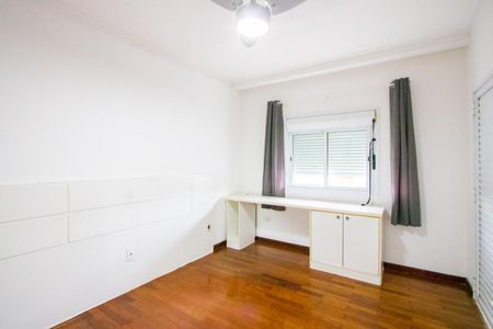 Casa à venda com 235m², 3 quartos e 4 vagasQuarto 2