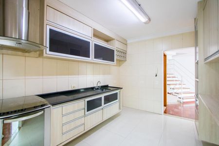 Casa à venda com 235m², 3 quartos e 4 vagasCozinha