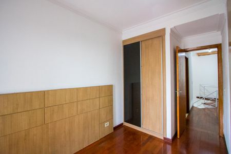 Casa à venda com 235m², 3 quartos e 4 vagasQuarto 1 - Suíte