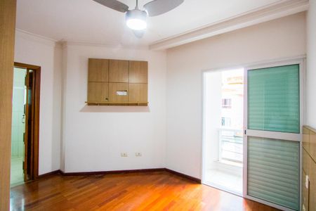 Casa à venda com 235m², 3 quartos e 4 vagasQuarto 1 - Suíte
