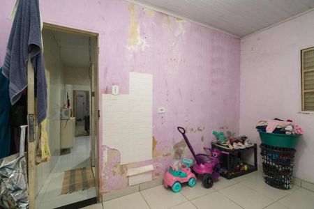 Casa à venda com 30m², 2 quartos e 2 vagas Casa à venda com 30m², 2 quartos e 2 vagasQuarto 2