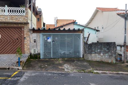 Casa à venda com 30m², 2 quartos e 2 vagas Casa à venda com 30m², 2 quartos e 2 vagasFachada