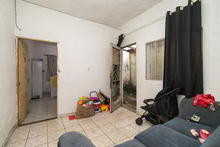 Casa à venda com 30m², 2 quartos e 2 vagas Casa à venda com 30m², 2 quartos e 2 vagasSala