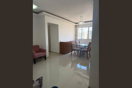 Apartamento à venda com 65m², 2 quartos e 1 vagaFoto 03