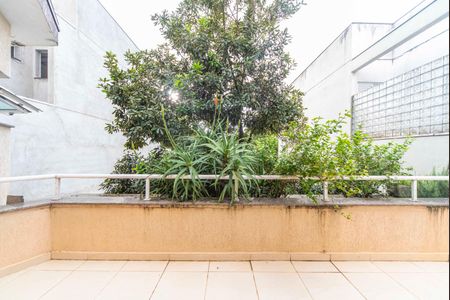 Casa à venda com 450m², 4 quartos e 6 vagasVaranda do Quarto 4