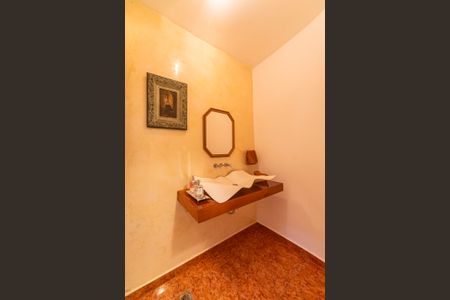 Casa à venda com 450m², 4 quartos e 6 vagasLavabo