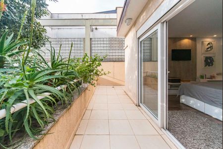 Casa à venda com 450m², 4 quartos e 6 vagasVaranda do Quarto 4