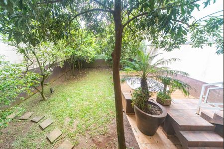 Casa à venda com 450m², 4 quartos e 6 vagasVista da Varanda da Sala