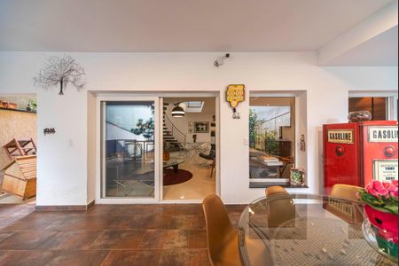 Casa à venda com 450m², 4 quartos e 6 vagasVaranda da Sala