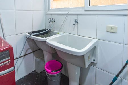 Casa à venda com 450m², 4 quartos e 6 vagasÁrea de Serviço