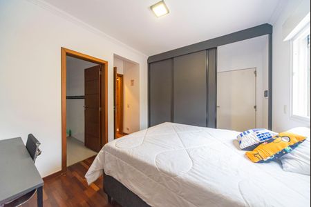 Casa à venda com 450m², 4 quartos e 6 vagasQuarto 3