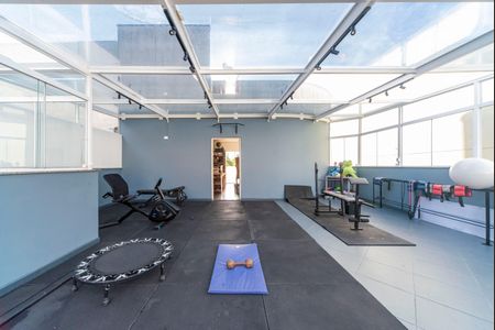 Casa à venda com 450m², 4 quartos e 6 vagasAcademia 