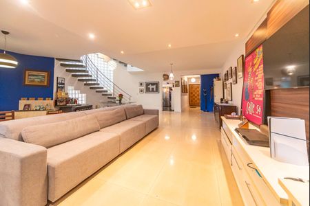 Sala de casa à venda com 4 quartos, 450m² em Vila Eldizia, Santo André