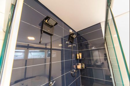 Casa à venda com 450m², 4 quartos e 6 vagasBanheiro do Quarto 4