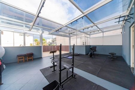 Casa à venda com 450m², 4 quartos e 6 vagasAcademia 