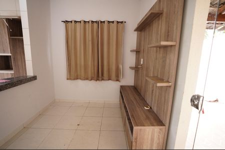 Casa para alugar com 2 quartos, 60m² em Vila Pedroso, Goiânia
