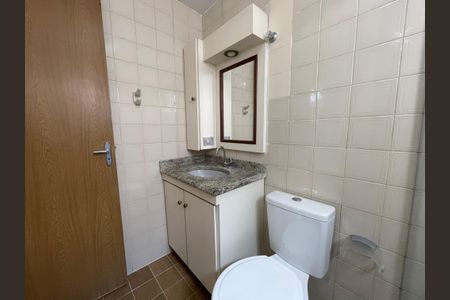 Apartamento para alugar com 58m², 2 quartos e 1 vaga Apartamento para alugar com 58m², 2 quartos e 1 vagaBanheiro