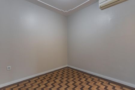Quarto de apartamento à venda com 1 quarto, 40m² em São Geraldo, Porto Alegre