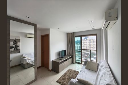 Apartamento para alugar com 1 quarto, 35m² em Jacarepaguá, Rio de Janeiro