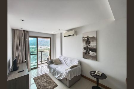 Apartamento para alugar com 1 quarto, 35m² em Jacarepaguá, Rio de Janeiro