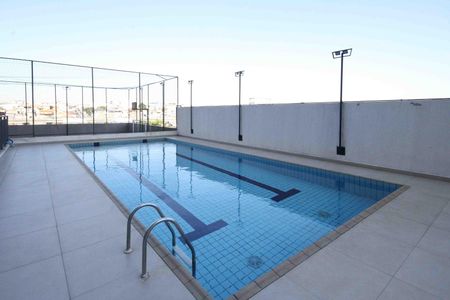 Apartamento à venda com 28m², 1 quarto e sem vagaÁrea comum - Piscina