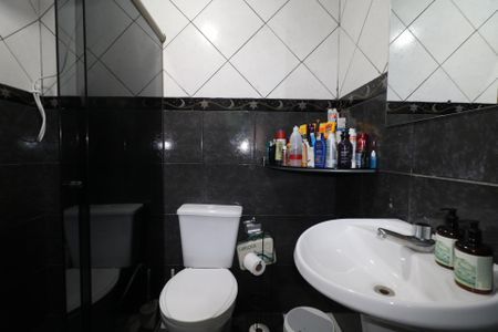 Casa à venda com 139m², 4 quartos e 1 vagaCasa 03
