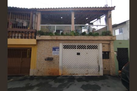 Casa à venda com 139m², 4 quartos e 1 vagaFachada