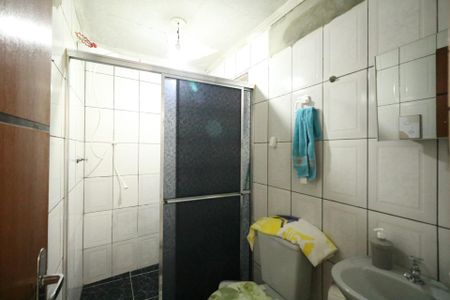 Banheiro de casa à venda com 4 quartos, 139m² em Jardim Celia (zona Sul), Diadema