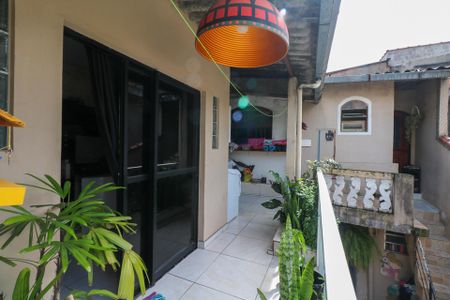 Casa à venda com 139m², 4 quartos e 1 vagaQuintal