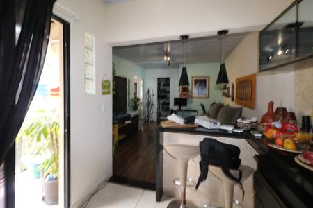 Casa à venda com 139m², 4 quartos e 1 vagaCasa 03