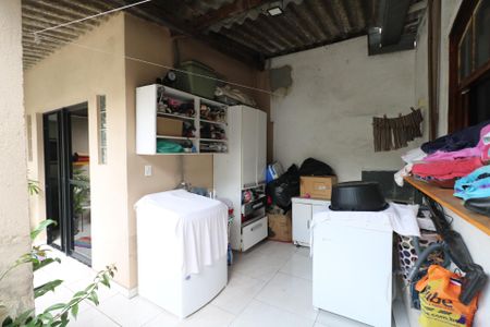Casa à venda com 139m², 4 quartos e 1 vagaQuintal