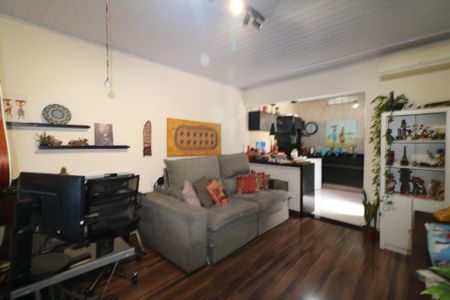 Casa à venda com 139m², 4 quartos e 1 vagaCasa 03