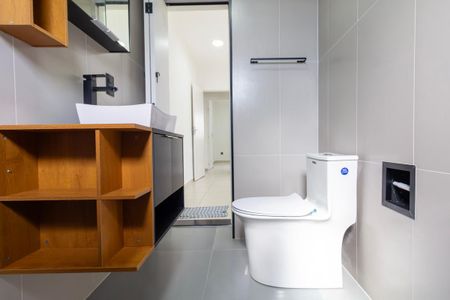 Casa à venda com 80m², 3 quartos e 1 vagaBanheiro 2