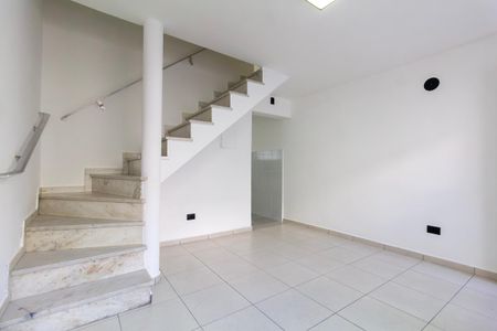 Sala de casa para alugar com 3 quartos, 80m² em Chácara Seis de Outubro, São Paulo