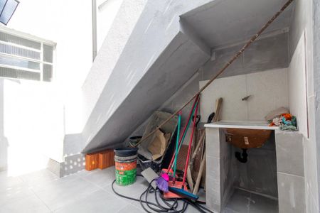 Casa à venda com 80m², 3 quartos e 1 vagaÁrea de Serviço