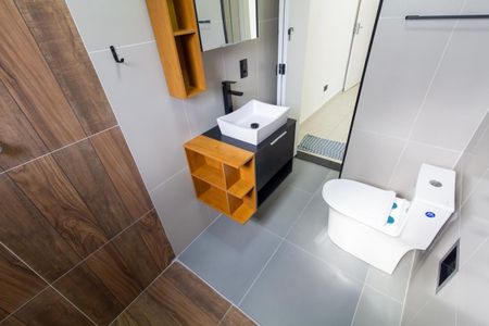 Casa à venda com 80m², 3 quartos e 1 vagaBanheiro 2