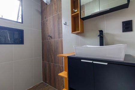 Casa à venda com 80m², 3 quartos e 1 vagaBanheiro 2