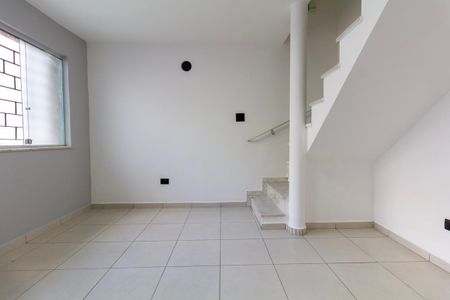 Casa à venda com 80m², 3 quartos e 1 vagaSala