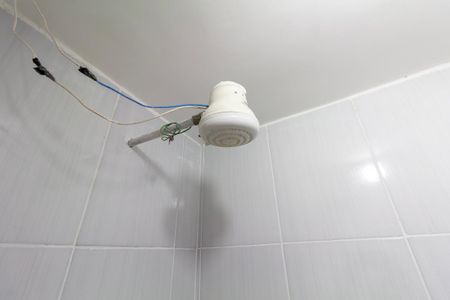 Casa à venda com 80m², 3 quartos e 1 vagaBanheiro 1