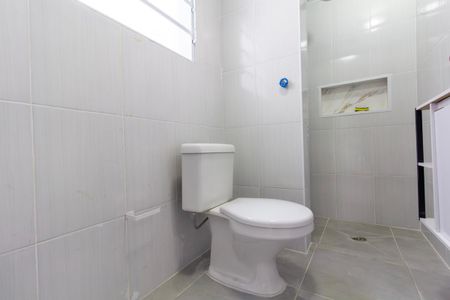 Casa à venda com 80m², 3 quartos e 1 vagaBanheiro 1