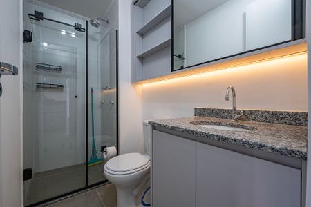 Studio para alugar com 27m², 1 quarto e sem vaga Studio para alugar com 27m², 1 quarto e sem vagaBanheiro