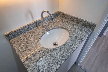 Studio para alugar com 27m², 1 quarto e sem vaga Studio para alugar com 27m², 1 quarto e sem vagaBanheiro