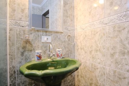 Casa à venda com 250m², 3 quartos e sem vagaBanheiro Social